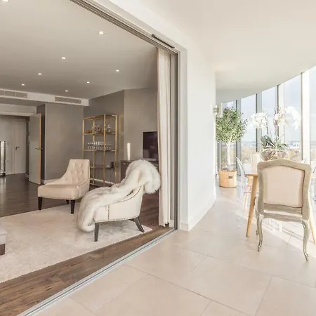 Kew Eye Apartments Brentford London